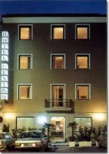 ***  Hotel Centro インペリア イタリア